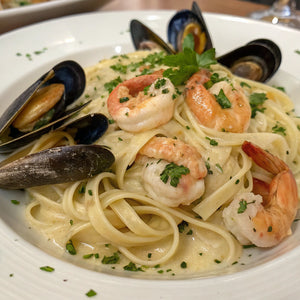 Alfredo Pasta with Shellfish