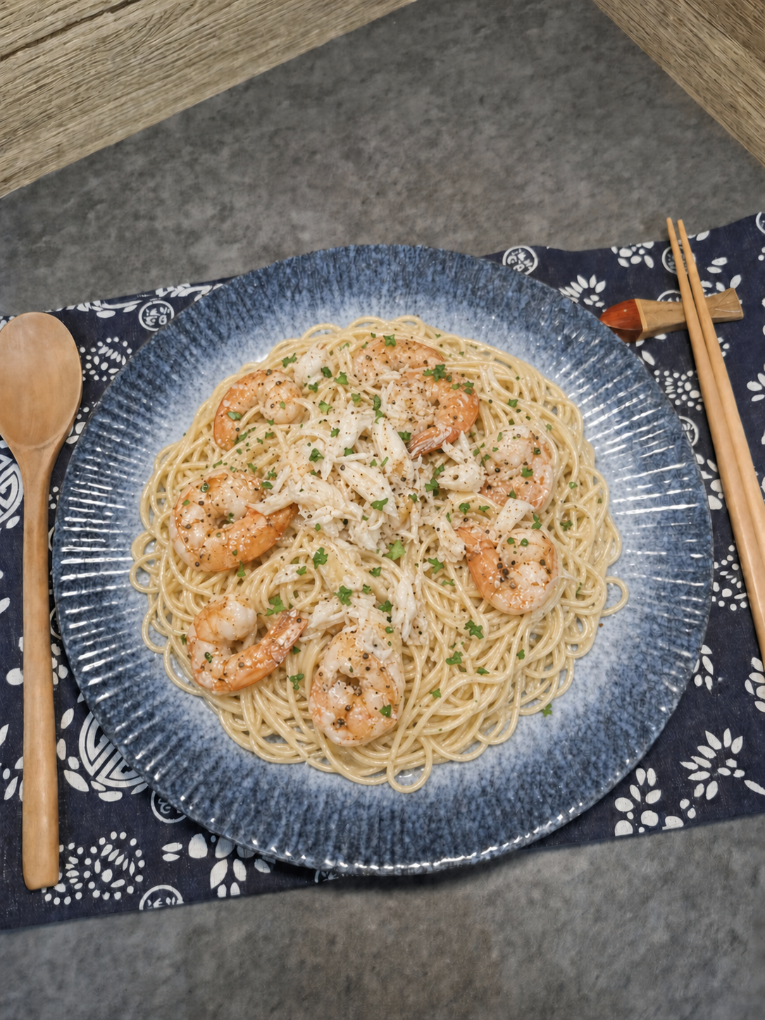 Alfredo Pasta with Crab and Shrimp
