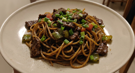 Stir-Fried Black Pepper Beef Spaghetti