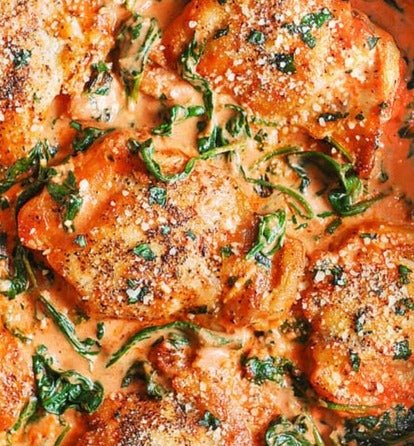 Baked Chicken with Tomato Sauce (Keto) - Mealthy