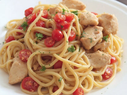 Tomatoes Cream Sauce Pasta with Chicken